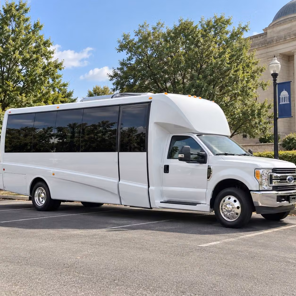 15 passenger minibus