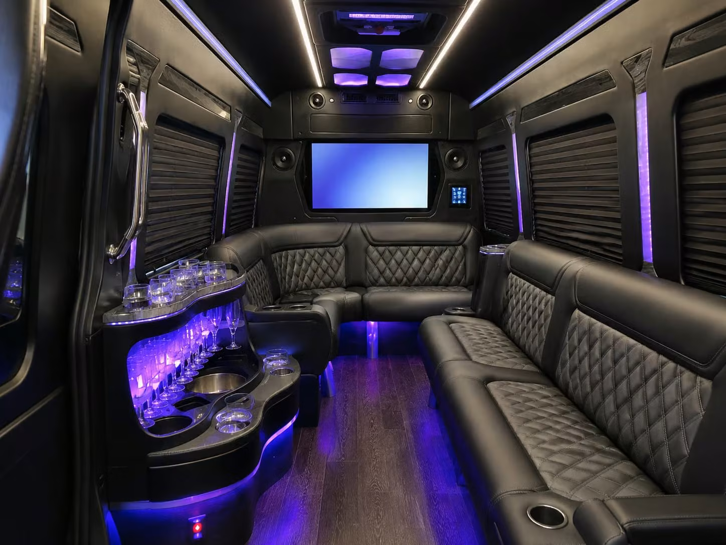 coachbuswashington com will help you navigate dc s trickiest prom night traffic and parking challenges